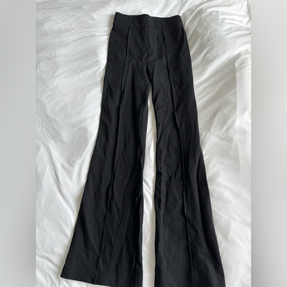 SPANXsmooth™ PerfectFit Ponte Flare Pant XS - Picture 4 of 6